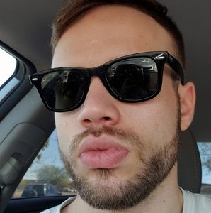 Meet your Posher, Tj